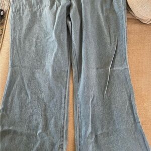 Women's Blue Jeans